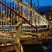 Illumination des pointus de Sanary-sur-mer